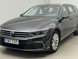 Mörkgrå Begagnad 2020 VW Passat GTE | 205 000 kr (Superpris)