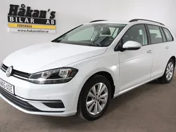 Vit Begagnad 2020 VW Golf VIII Kombi | 239 500 kr (Marknadspris)