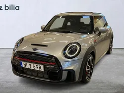 Grå Begagnad 2024 Mini John Cooper Works Halvkombi | 399 000 kr