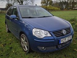 Blå Begagnad 2008 VW Polo Comfortline Halvkombi | 40 000 kr (Lite dyr)