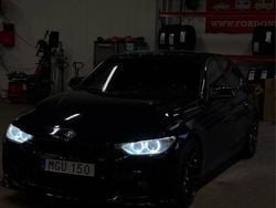 Blå Begagnad 2013 BMW 328 Luxury Line Sedan | 165 000 kr (Dyr)