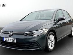 Grå Begagnad 2022 VW Golf VIII Life Kombi | 249 900 kr (Marknadspris)