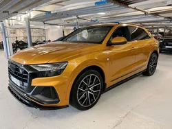 Orange (dragon orange metallic) Begagnad 2019 Audi Q8 S-Line SUV | 679 900 kr (Dyr)