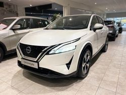 Vit Begagnad 2023 Nissan Qashqai N-Connecta SUV | 329 900 kr (Lite dyr)