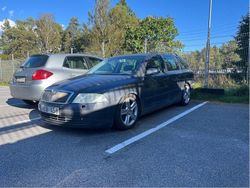 Grå Begagnad 2007 Skoda Octavia Kombi | 18 000 kr (Marknadspris)