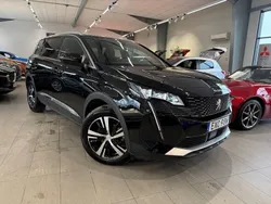 Svart Begagnad 2023 Peugeot 5008 GTi Minibuss | 329 900 kr (Marknadspris)