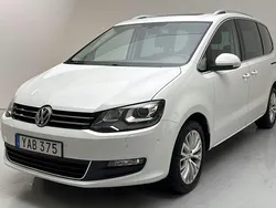 Vit Begagnad 2016 VW Sharan Minibuss | 229 800 kr (Marknadspris)