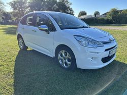 Vit Begagnad 2013 Citroën C3 Halvkombi | 53 500 kr (Marknadspris)