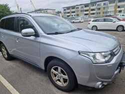 Silver Begagnad 2013 Mitsubishi Outlander Comfort Edition SUV | 79 999 kr (Marknadspris)