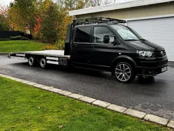 Svart Begagnad 2010 VW T5 Van | 180 000 kr