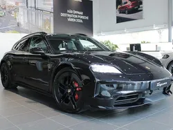 Svart Ny 2025 Porsche Taycan 4S Sport Turismo Sedan | 2 100 200 kr