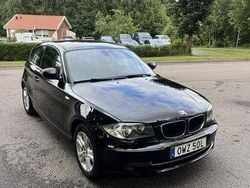 Svart Begagnad 2010 BMW 116 Advantage Halvkombi | 53 000 kr (Marknadspris)