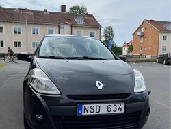 Svart Begagnad 2010 Renault Clio R.S. Halvkombi | 25 000 kr (Marknadspris)