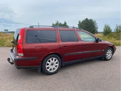 Begagnad 2001 Volvo V70 Kombi | 24 900 kr