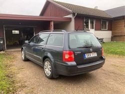 Grå Begagnad 2001 VW Passat Trendline Kombi | 12 000 kr (Superpris)