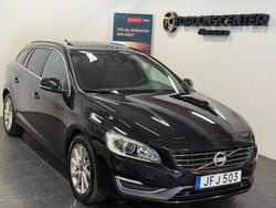 Svart Begagnad 2014 Volvo V60 Momentum Kombi | 129 900 kr (Marknadspris)