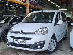 Vit Begagnad 2018 Citroën Berlingo PureTech Minibuss | 99 999 kr
