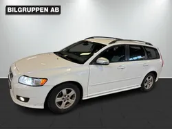 Vit Begagnad 2011 Volvo V50 R-Design Kombi | 49 900 kr (Marknadspris)