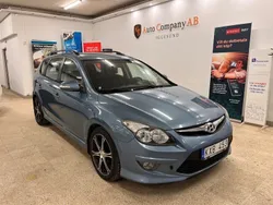 Ljusblå (blå) Begagnad 2011 Hyundai i30 Kombi | 37 900 kr (Marknadspris)