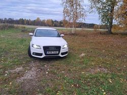 Vit Begagnad 2010 Audi A4 S-Line Kombi | 45 000 kr (Marknadspris)