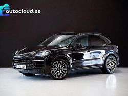Svart Begagnad 2024 Porsche Cayenne SUV | 1 199 000 kr