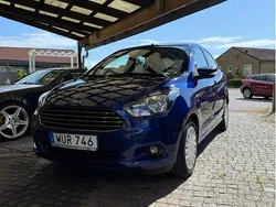 Blå Begagnad 2017 Ford Ka Plus Trend Halvkombi | 73 000 kr