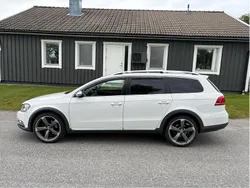 Vit Begagnad 2014 VW Passat Alltrack Kombi | 129 000 kr (Marknadspris)