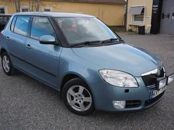 Ljusgrå Begagnad 2007 Skoda Fabia Halvkombi | 24 900 kr (Lite dyr)