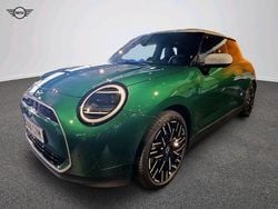 Grön Ny 2024 Mini Cooper Halvkombi | 394 900 kr