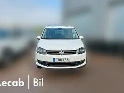 Vit (pure white) Begagnad 2022 VW Sharan Minibuss | 384 500 kr (Marknadspris)