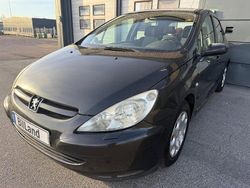 Svart Begagnad 2005 Peugeot 307 Halvkombi | 23 900 kr (Marknadspris)