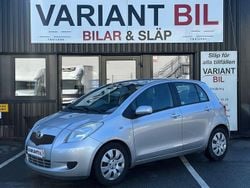 Silver Begagnad 2006 Toyota Yaris Halvkombi | 39 700 kr (Marknadspris)