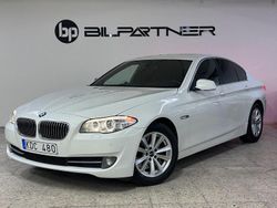 Vit Begagnad 2013 BMW 530 Sedan | 144 900 kr (Marknadspris)