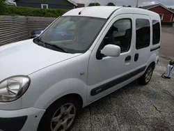 Brun Begagnad 2006 Renault Kangoo Minibuss | 20 000 kr (Marknadspris)