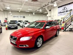 Röd Begagnad 2011 Volvo V70 R-Design Kombi | 99 800 kr (Lite dyr)