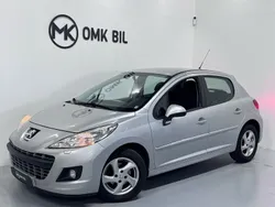 Ljusgrå Begagnad 2011 Peugeot 207 Halvkombi | 37 900 kr (Marknadspris)