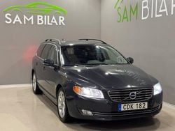 Grå Begagnad 2014 Volvo V70 Momentum Kombi | 99 900 kr (Marknadspris)