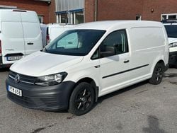 Vit Begagnad 2016 VW Caddy Maxi Minibuss | 89 000 kr (Marknadspris)