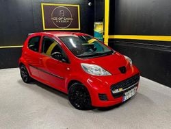 Röd Begagnad 2010 Peugeot 107 Halvkombi | 39 990 kr (Marknadspris)