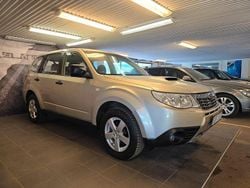 Ljusgul (gul) Begagnad 2010 Subaru Forester SUV | 49 900 kr (Marknadspris)