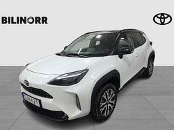 Vit Begagnad 2023 Toyota Yaris Cross Edition SUV | 319 900 kr (Marknadspris)