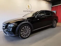 Svart Begagnad 2018 Mercedes E220 Avantgarde Kombi | 259 900 kr (Marknadspris)