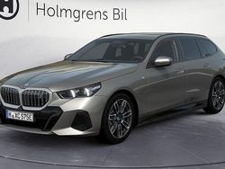 Grå (oxide grey) Begagnad 2024 BMW i5 M Sport Sedan | 814 900 kr