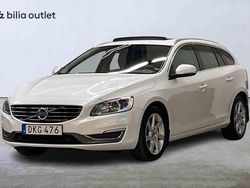 Vit Begagnad 2015 Volvo V60 Kombi | 159 900 kr
