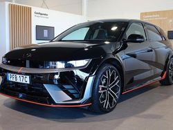 Svart Begagnad 2024 Hyundai Ioniq 5 SUV | 679 900 kr