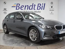 Grå Begagnad 2020 BMW 330e Sport Line Kombi | 284 800 kr (Bra pris)