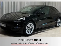 Svart Begagnad 2022 Tesla Model 3 Long Range Sedan | 349 000 kr (Marknadspris)