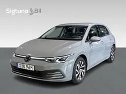Grå Begagnad 2020 VW Golf VIII Halvkombi | 299 600 kr (Dyr)