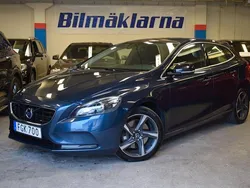 Blå Begagnad 2014 Volvo V40 Momentum Kombi | 144 500 kr (Marknadspris)