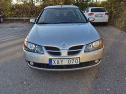 Silver Begagnad 2005 Nissan Almera Halvkombi | 37 900 kr (Dyr)
